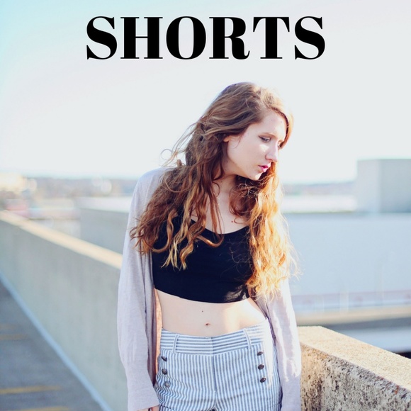 Shorts - Picture 3 of 3